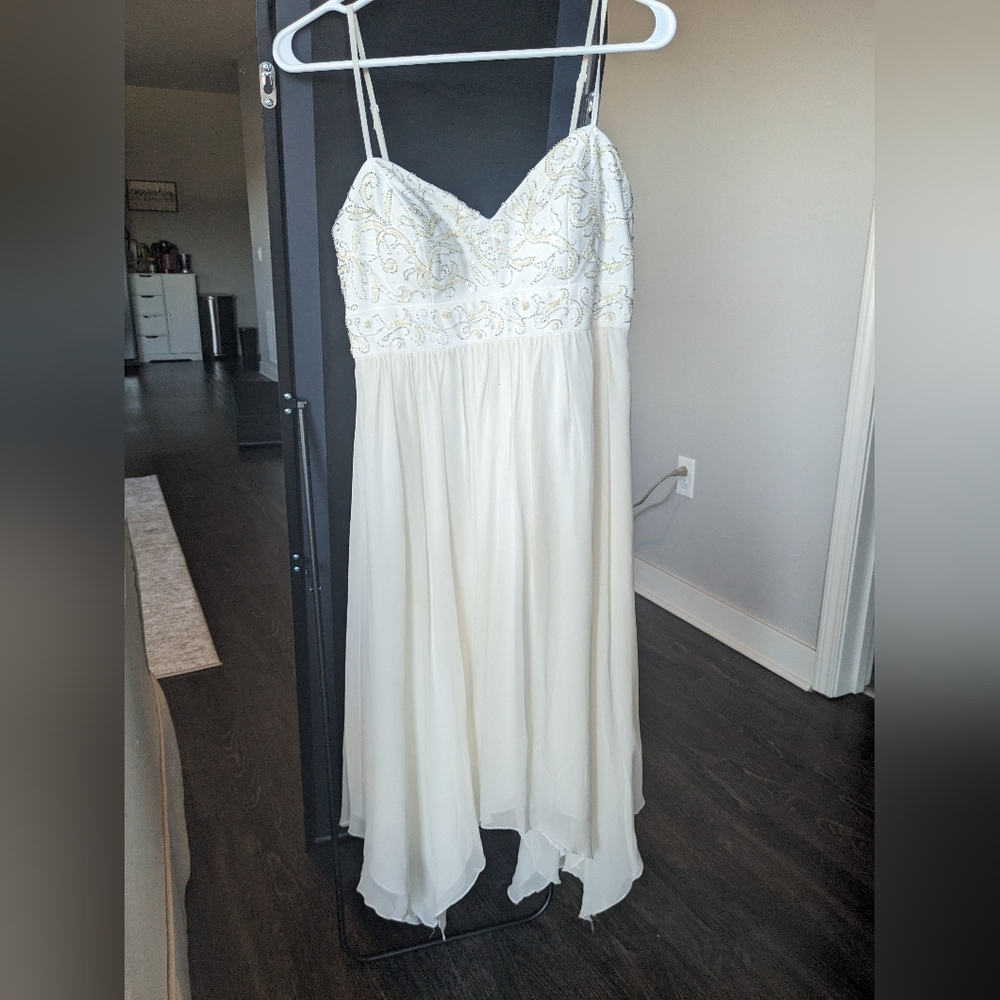 White/Cream-Colored Beaded Silk Dress || Oleg Cassini || Size 6